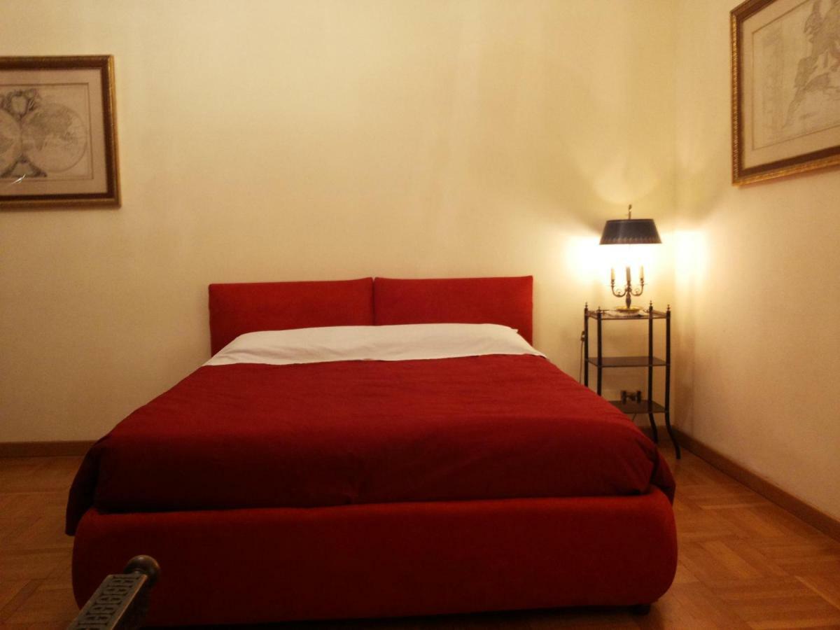 Piazza Duomo Apartment Milánó Kültér fotó